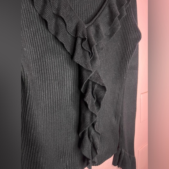 Black Ruffled V-Neck Sweater - Picture 2 of 3